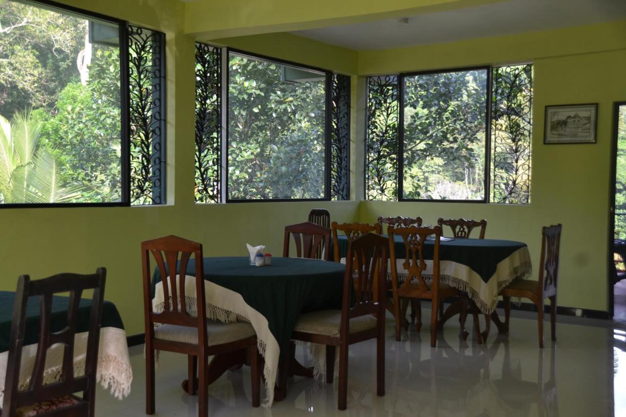 Green Woods Guest Kandy Dış mekan fotoğraf